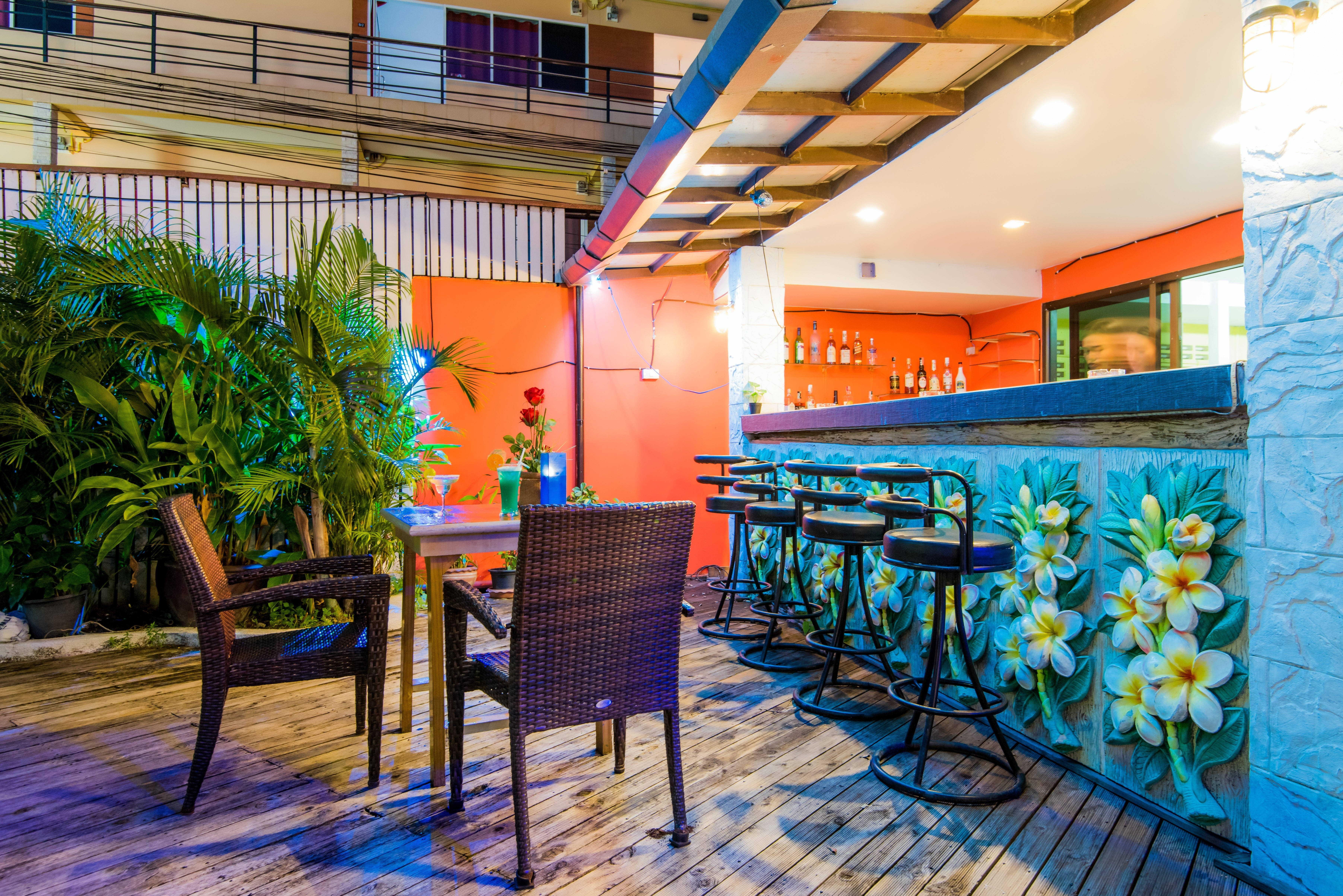 Bauman Ville Hotel Phuket Esterno foto