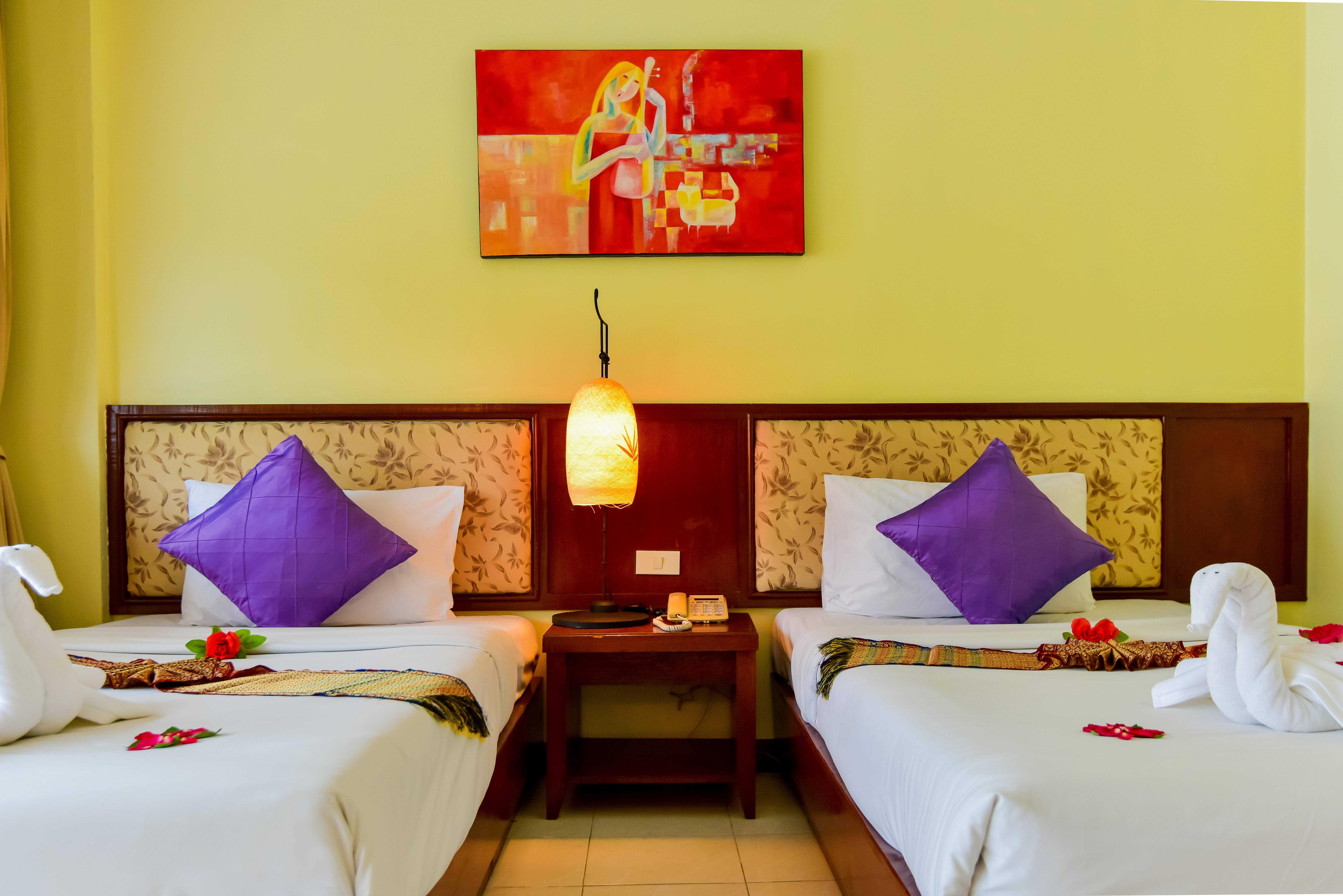 Bauman Ville Hotel Phuket Esterno foto