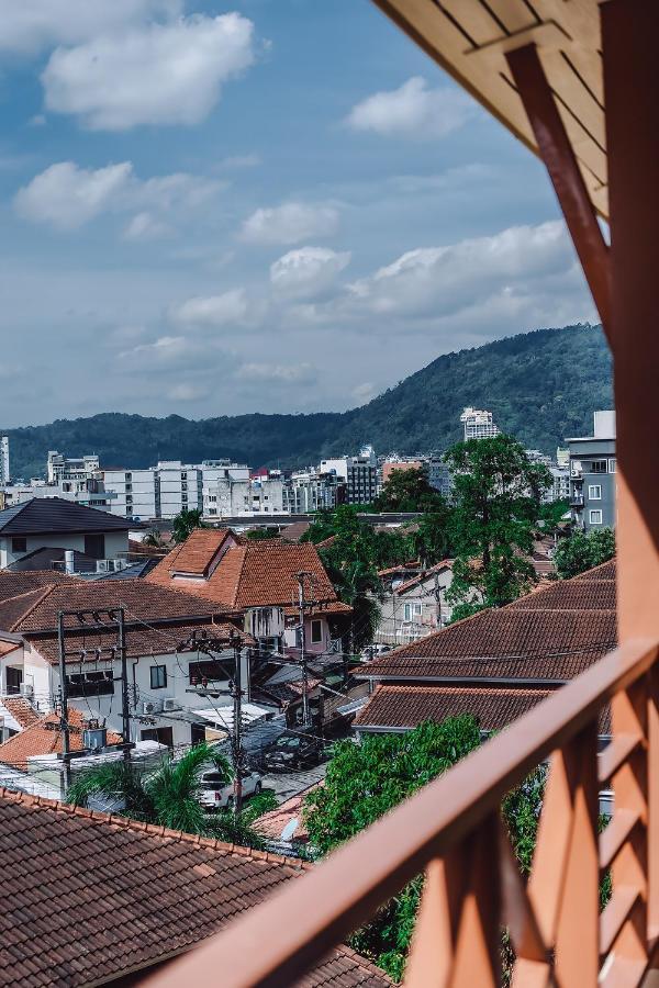 Bauman Ville Hotel Phuket Esterno foto