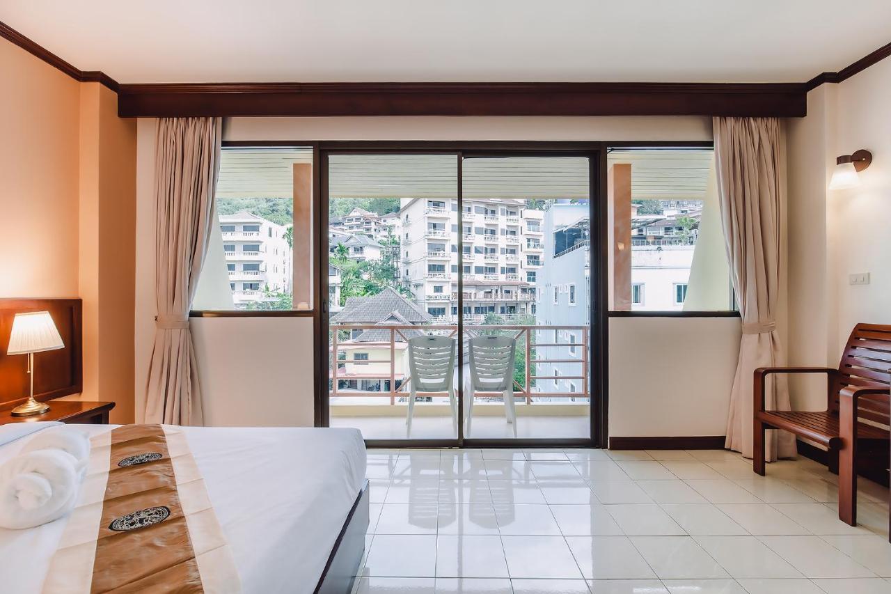 Bauman Ville Hotel Phuket Esterno foto