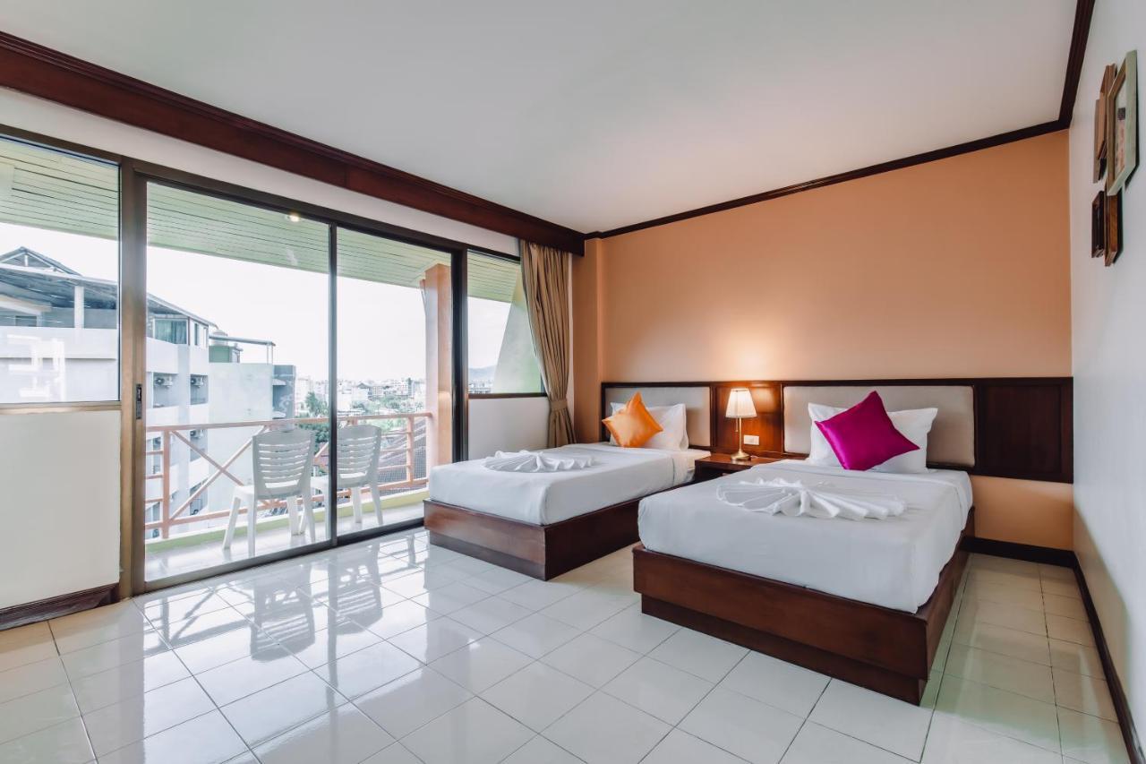 Bauman Ville Hotel Phuket Esterno foto